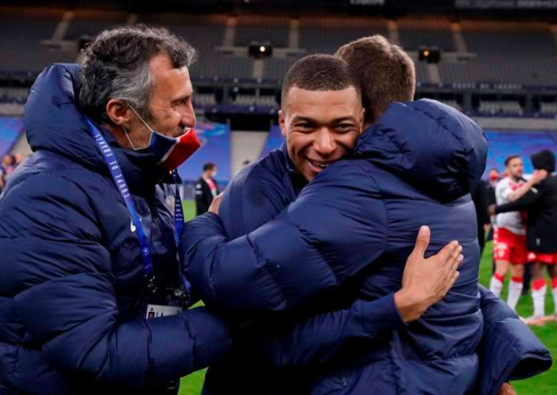 开云网站 -阿贾克斯换帅后的最新消息今天